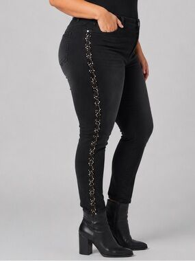 NWT DG2 DIANE GILLMAN Black Washed Jeans Gold Clear Black Crystals 18w